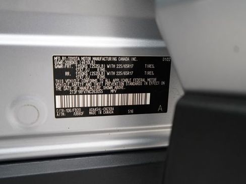 Used 2022 Toyota RAV4 LE image 79