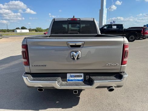 Used 2022 RAM 1500 Laramie AWD/4WD image 5