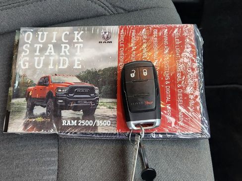 Used 2024 RAM 3500 Big Horn image 34