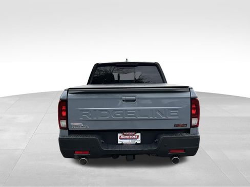 Used 2025 Honda Ridgeline TrailSport image 5
