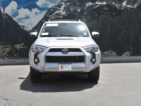 Certified 2019 Toyota 4Runner TRD Off-Road Premium AWD/4WD image 5