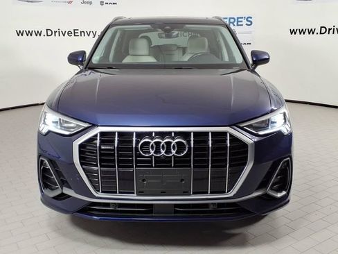 Used 2023 Audi Q3 2.0T Premium Plus AWD/4WD image 2