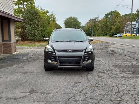 Used 2015 Ford Escape SE w/ SE Chrome Package AWD/4WD image 4