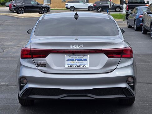 Used 2023 Kia Forte LXS image 12