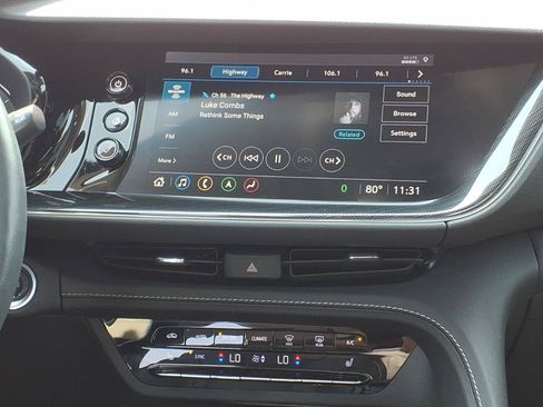 Used 2021 Buick Envision Essence w/ Technology Package I AWD/4WD image 16