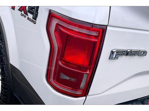 Used 2015 Ford F150 Lariat w/ Equipment Group 501A Mid image 29