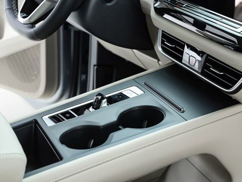 New 2026 Volkswagen Atlas SE image 33