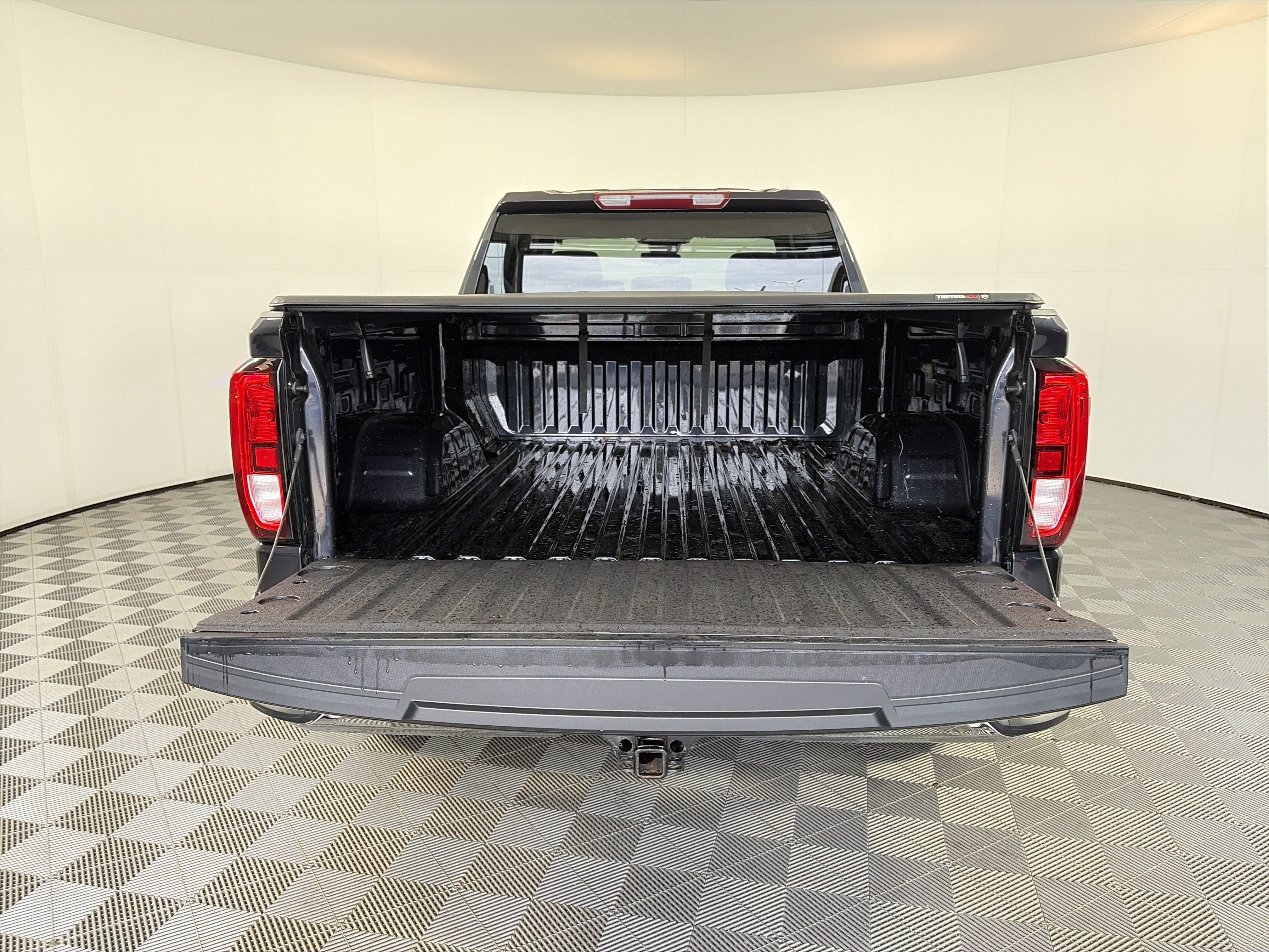 Used 2024 GMC Sierra 1500 SLE AWD/4WD image 14