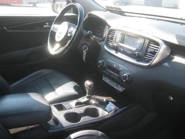 Used 2016 Kia Sorento EX AWD/4WD image 18