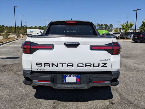 Used 2023 Hyundai Santa Cruz Limited image 8
