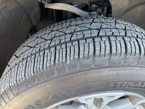 Used 2024 GMC Sierra 1500 SLT image 26