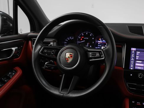 Certified 2024 Porsche Macan GTS w/ Premium Plus Package AWD/4WD image 36