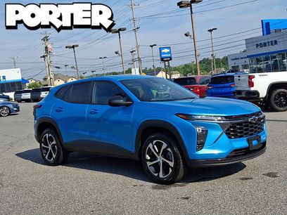 Certified 2025 Chevrolet Trax RS w/ Driver Confidence Package