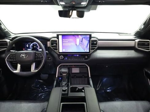 Used 2025 Toyota Tundra Limited image 14