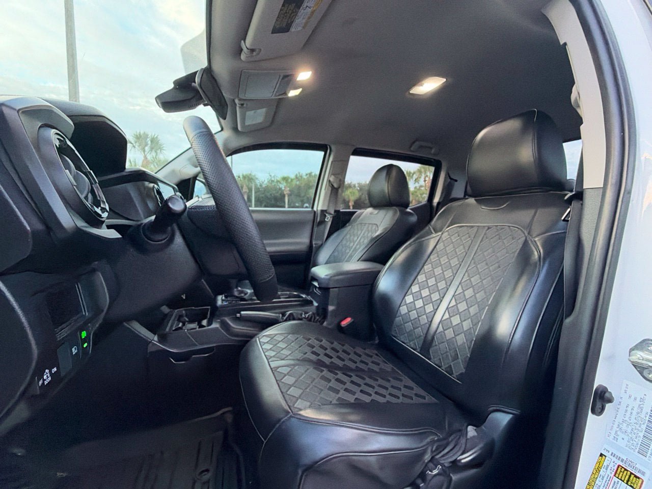 Used 2019 Toyota Tacoma SR w/ SR Convenience Package RWD image 6
