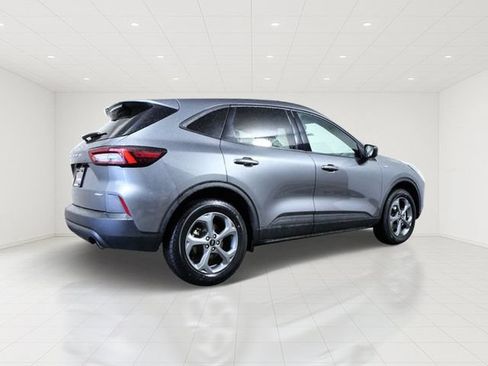 Certified 2025 Ford Escape ST-Line AWD/4WD image 6