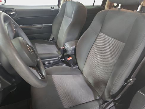 Used 2015 Jeep Patriot Sport w/ Power Value Group FWD image 14