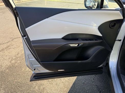 Used 2023 Lexus RX 350h image 12