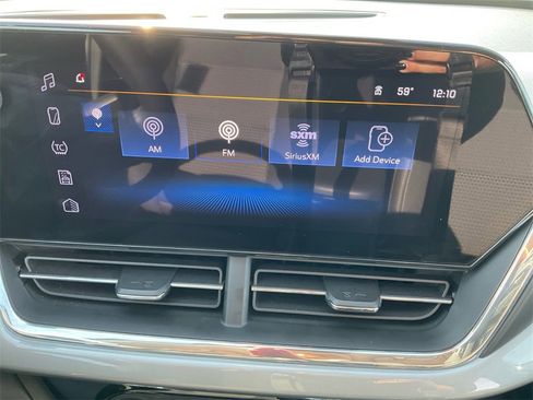 Used 2025 Chevrolet Trax LT w/ Driver Confidence Package image 19