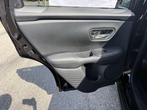 New 2026 Honda HR-V LX image 29