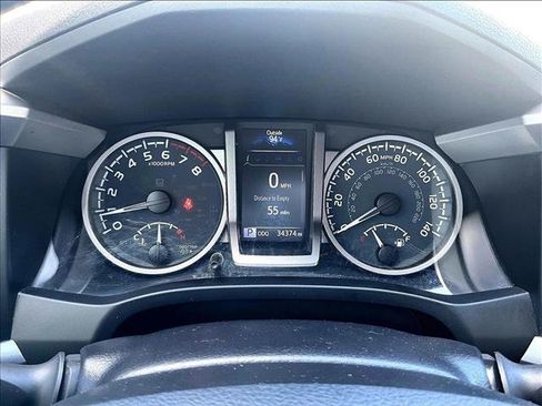 Used 2023 Toyota Tacoma SR5 AWD/4WD image 22