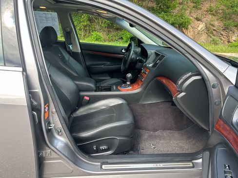 Used 2009 INFINITI G37 x Sedan w/ Premium Pkg AWD/4WD image 29