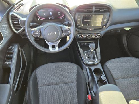 Certified 2024 Kia Soul LX w/ Option Group 015 image 13