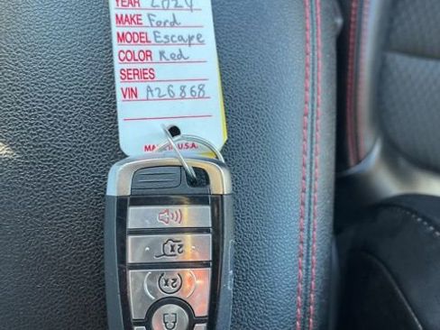 Used 2024 Ford Escape ST-Line image 46