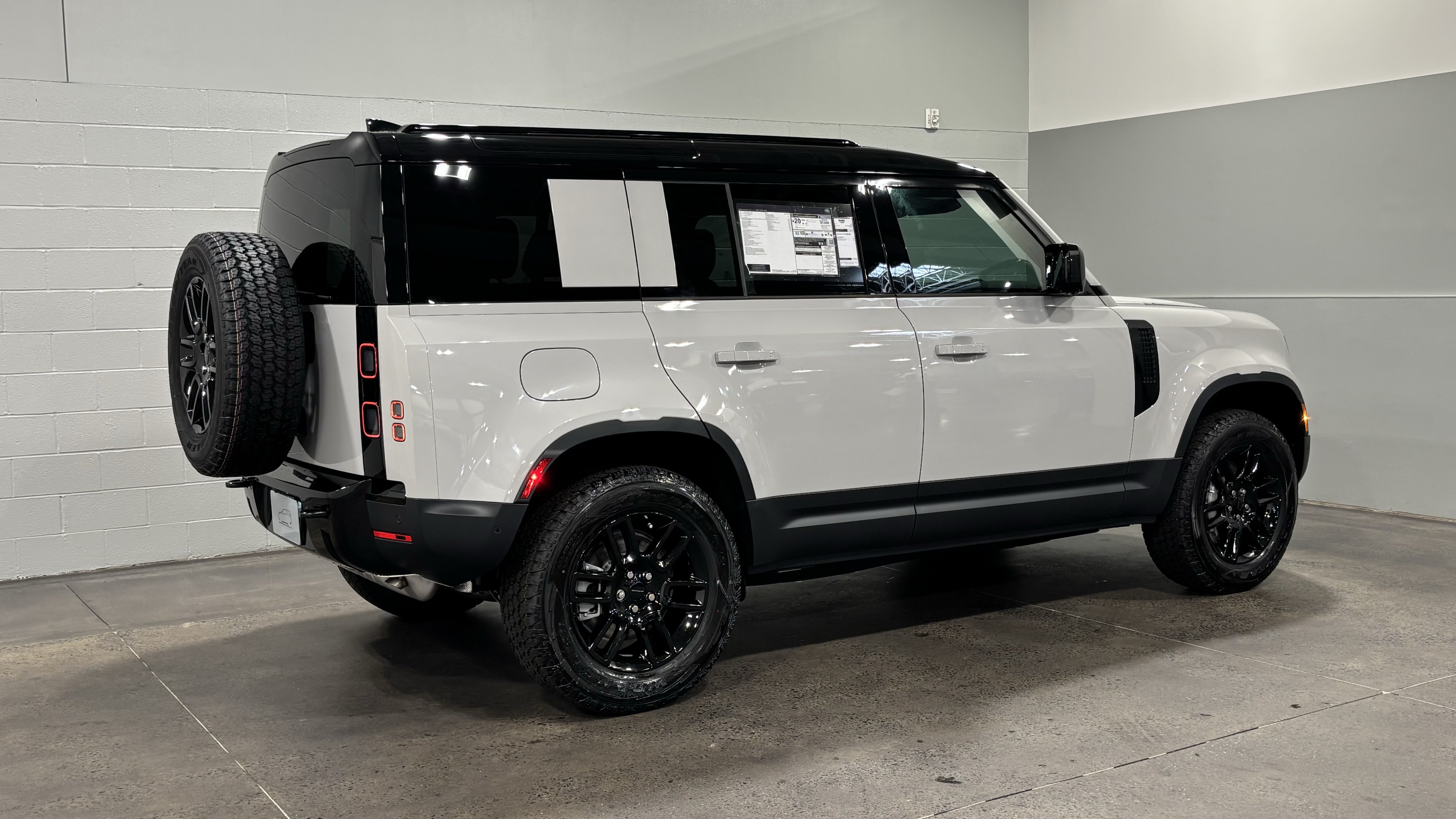 New 2026 Land Rover Defender 110 S AWD/4WD image 2