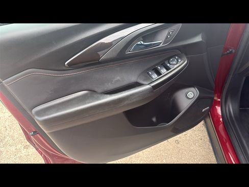 Certified 2022 Chevrolet TrailBlazer RS w/ Sun and Liftgate Package image 7