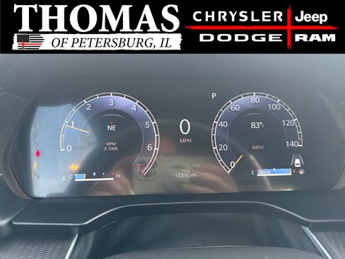 Used 2025 Jeep Grand Cherokee L Altitude AWD/4WD image 16