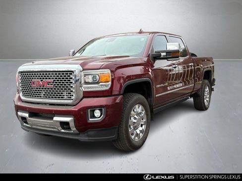 Used 2016 GMC Sierra 2500 Denali w/ Duramax Plus Package image 5