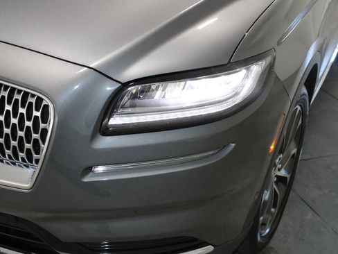 Used 2022 Lincoln Nautilus Reserve w/ Equipment Group 201A image 60