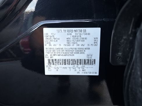 Used 2018 Ford Edge Titanium w/ Technology Package AWD/4WD image 30