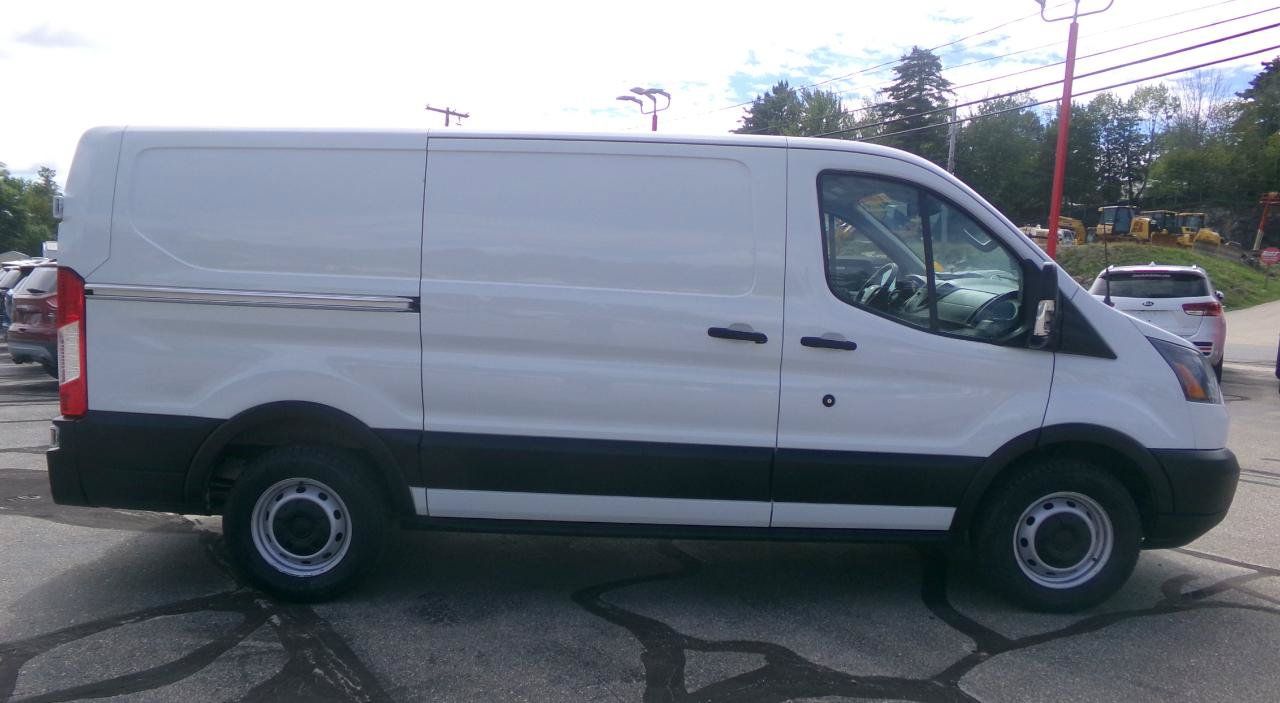 Used 2019 Ford Transit 150 130 Low Roof RWD image 8