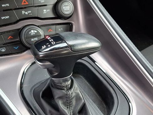 Used 2021 Dodge Challenger SXT w/ Driver Convenience Group AWD/4WD image 14