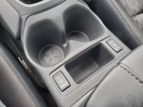 Used 2019 Nissan Rogue SV image 22