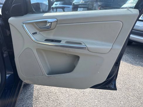 Used 2012 Volvo XC60 3.2 FWD image 28