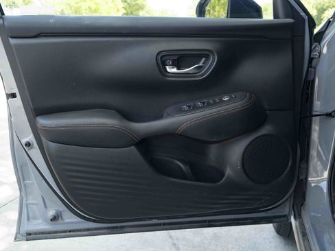 Used 2024 Honda HR-V Sport image 37