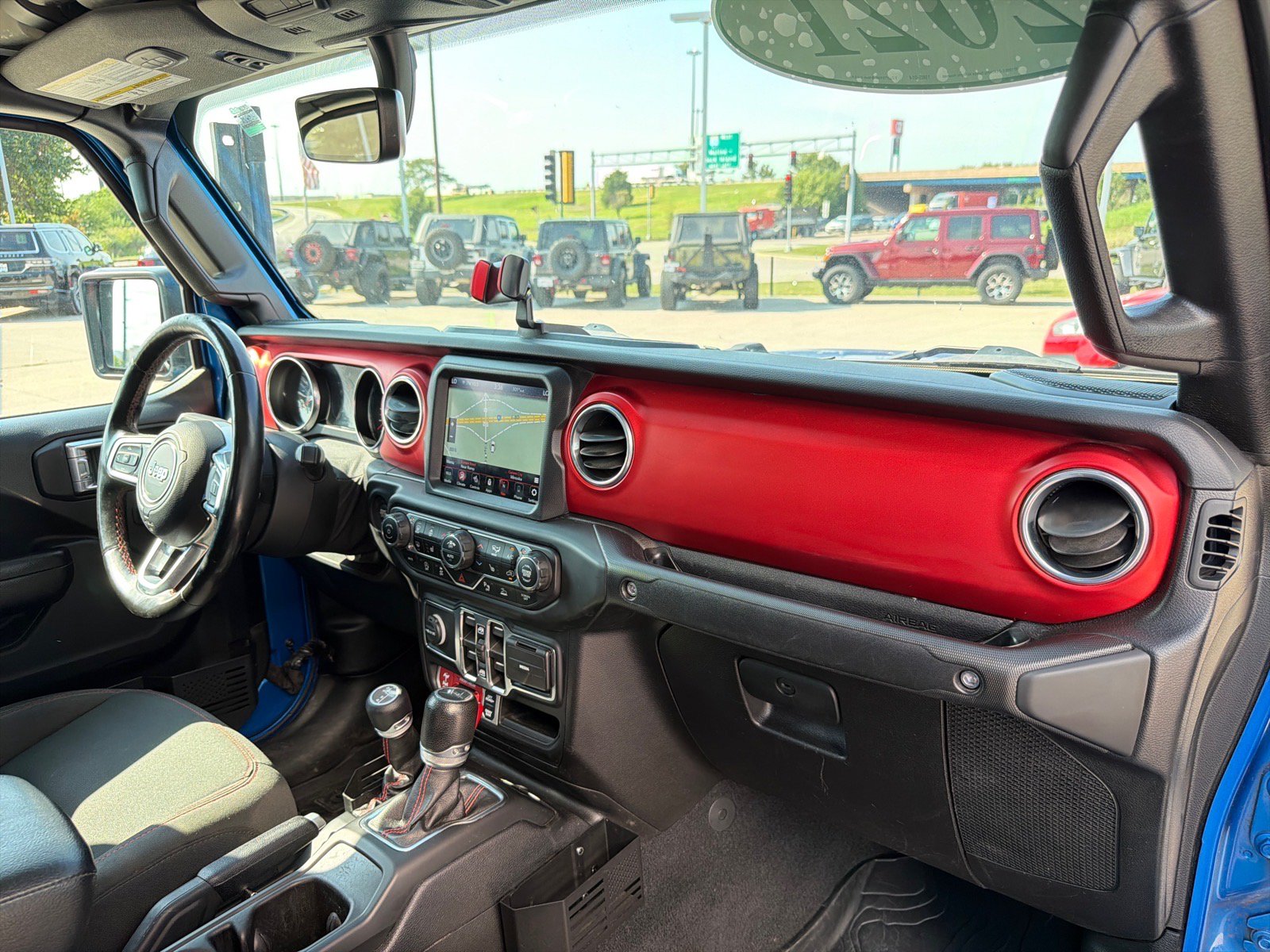 Used 2021 Jeep Gladiator Rubicon AWD/4WD image 20