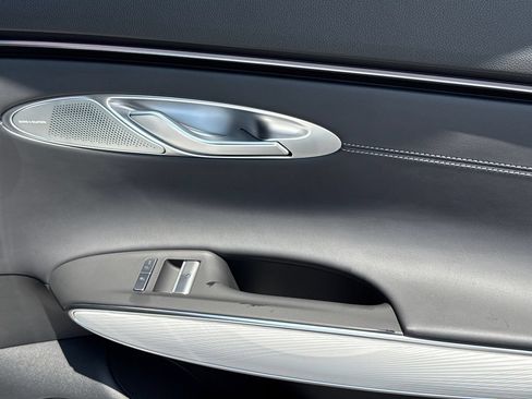 New 2026 Genesis GV70 2.5T Advanced AWD/4WD image 16
