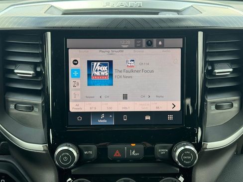 New 2026 RAM 1500 Express AWD/4WD image 12