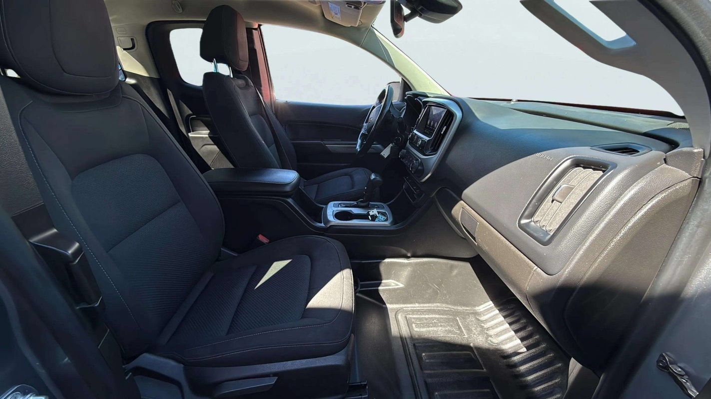 Used 2021 Chevrolet Colorado LT w/ Fleet Safety Package RWD image 14