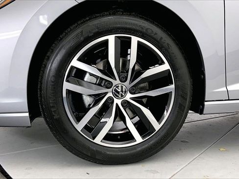 New 2026 Volkswagen Jetta SE image 12