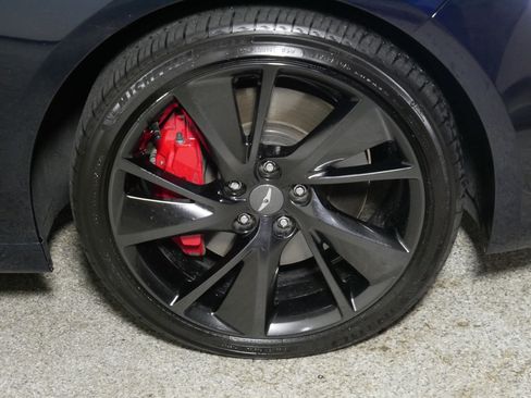 Used 2023 Genesis G70 3.3T w/ Sport Prestige Package AWD/4WD image 15