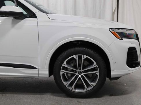 New 2026 Audi Q7 2.0T Premium AWD/4WD image 11
