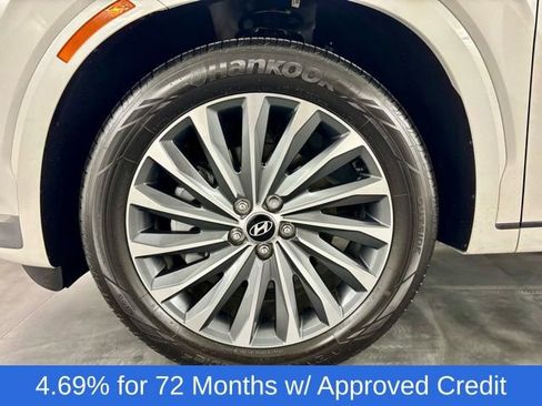 Used 2024 Hyundai Palisade Calligraphy image 9