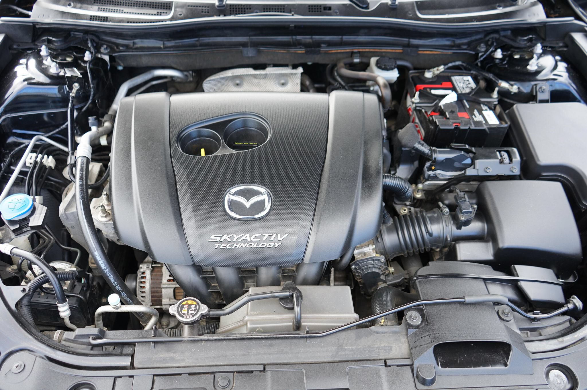 Used 2014 MAZDA MAZDA3 i Touring w/ Moonroof Package 1 FWD image 9