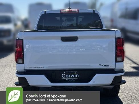 Used 2023 Chevrolet Colorado LT w/ LT Convenience Package II AWD/4WD image 16