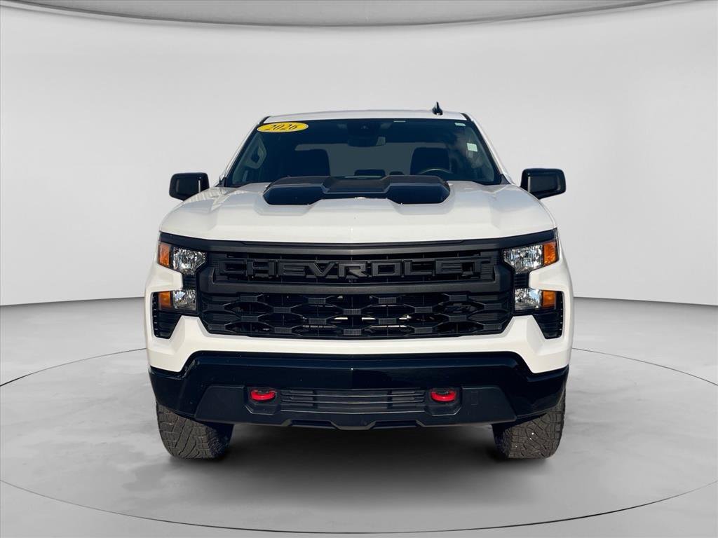 Used 2026 Chevrolet Silverado 1500 Custom Trail Boss w/ LPO, Dark Essentials Package AWD/4WD image 2